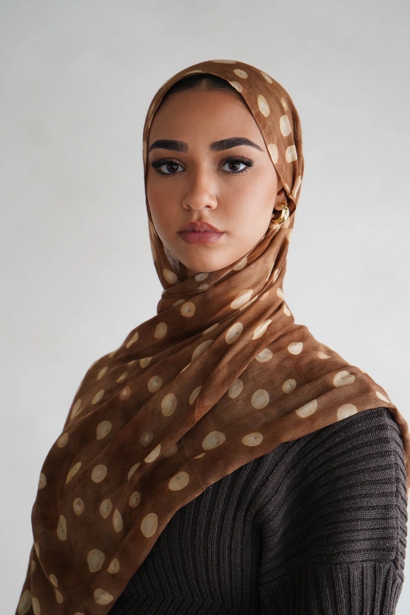 Moon Dot Brown