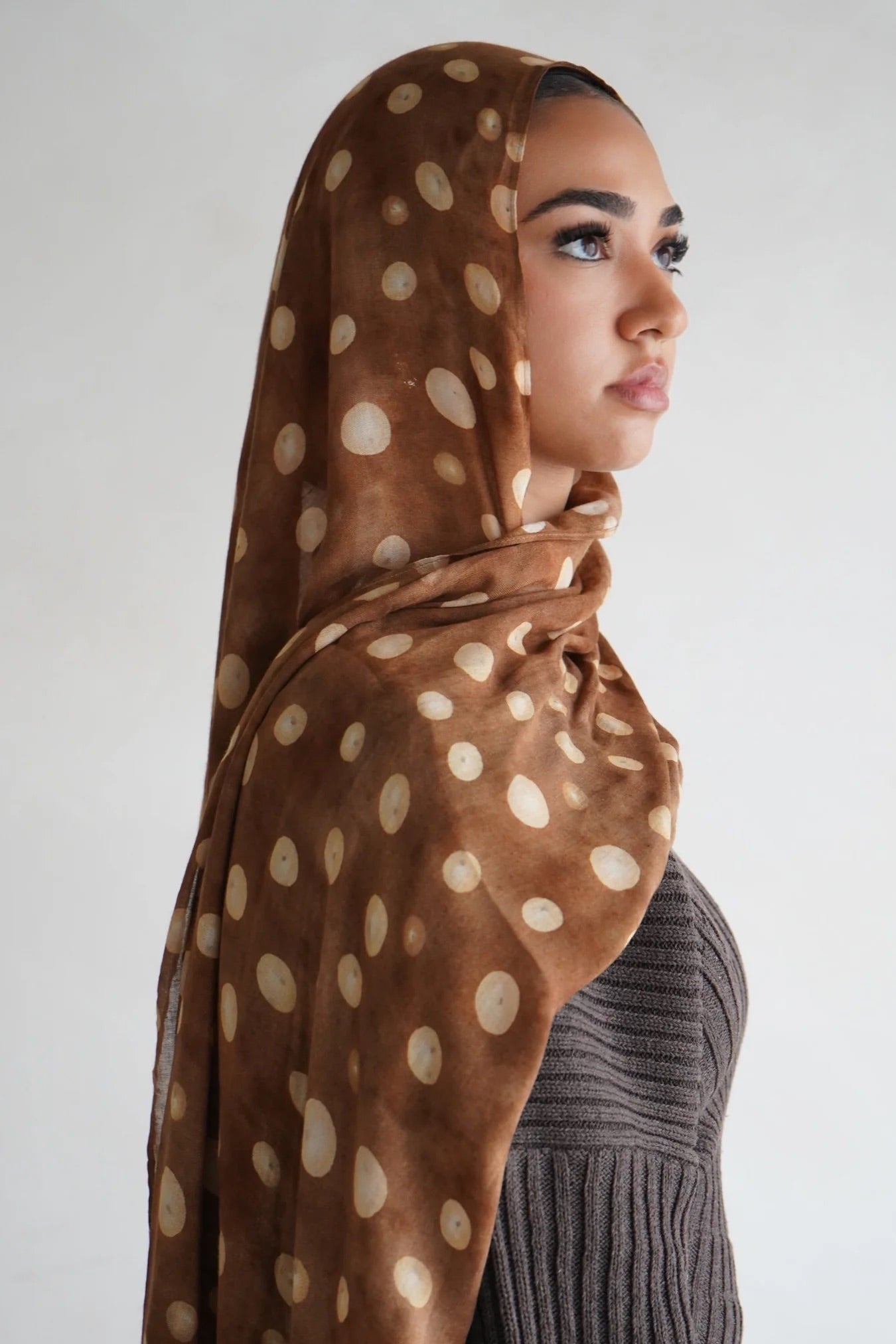 Moon Dot Brown