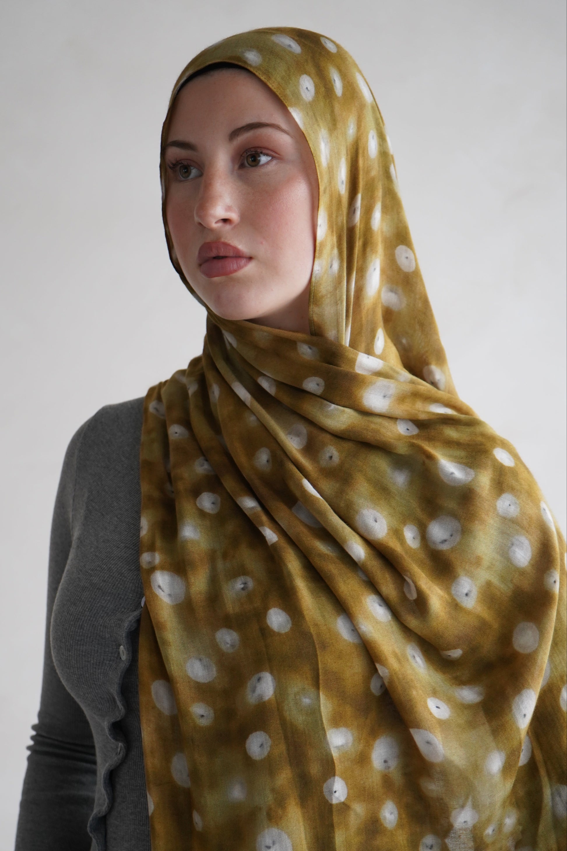 Moon Dot Olive