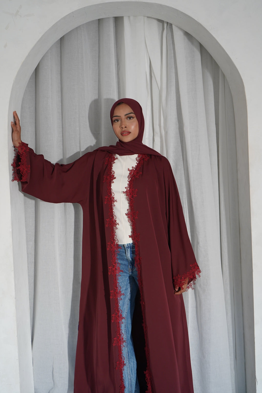 The Lace | Burgundy