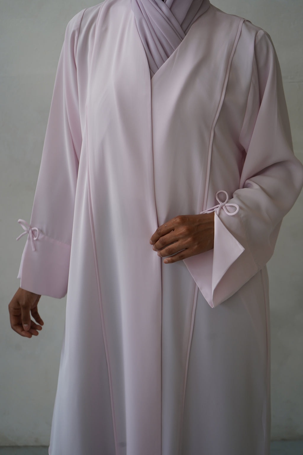 Pink Splits Bow Abaya