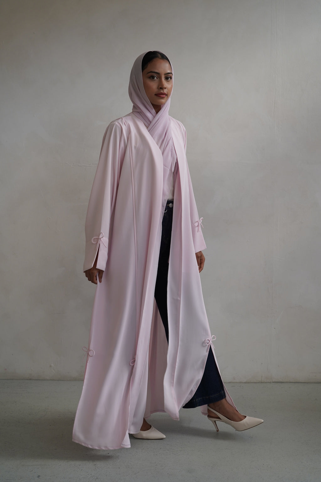 Pink Splits Bow Abaya